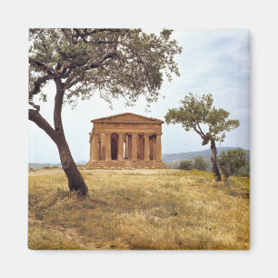 Italy, Sicily, Agrigento. The ruins of the 2 Magnet