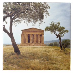 Italy, Sicily, Agrigento. The ruins of the 2 Tile