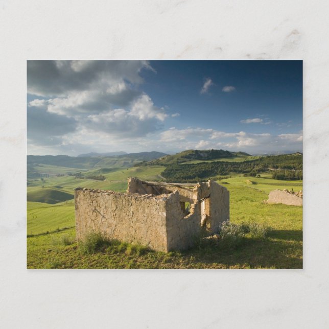 Italy, Sicily, Enna, Pergusa, Old Farmhouse Postcard (Front)