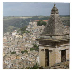 ITALY, Sicily, RAGUSA IBLA: Town View and Santa Tile
