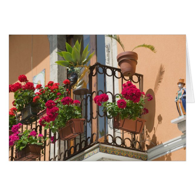 ITALY, Sicily, TAORMINA: Corso Umberto 1, (Front Horizontal)