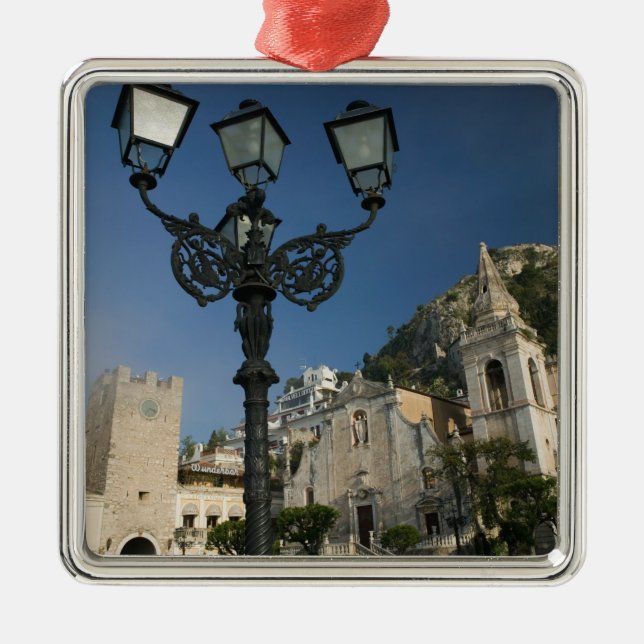ITALY, Sicily, TAORMINA: Piazza iX Aprile, San Metal Tree Decoration (Front)