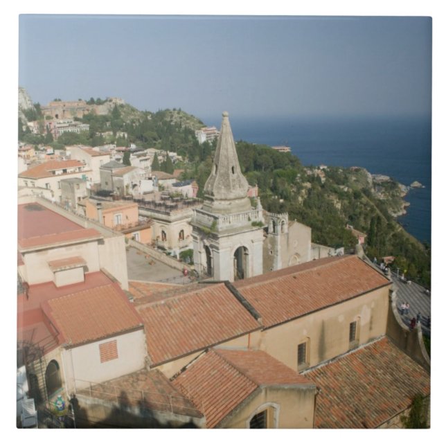 ITALY, Sicily, TAORMINA: View towards Piazza IX Tile (Front)