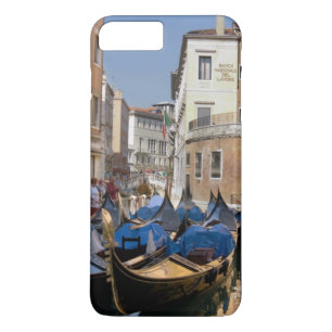 Italy, Venice, gondolas moored along canal iPhone 8 Plus/7 Plus Case