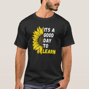 Its A Good Day To Learn Retro Teacher Students T-Shirt