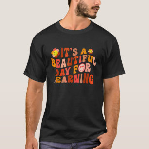 It's Beautiful Day For Learning Retro Teacher Stud T-Shirt