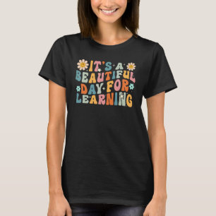 It's Beautiful Day For Learning Retro Teacher Stud T-Shirt