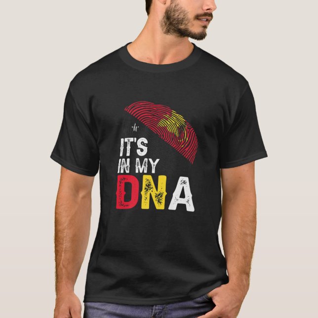 It's In My DNA Papua New Guinea Flag Fingerprint P T-Shirt (Front)