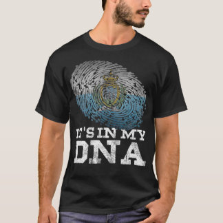 It's In My DNA San Marino Country Flag Vintage ran T-Shirt