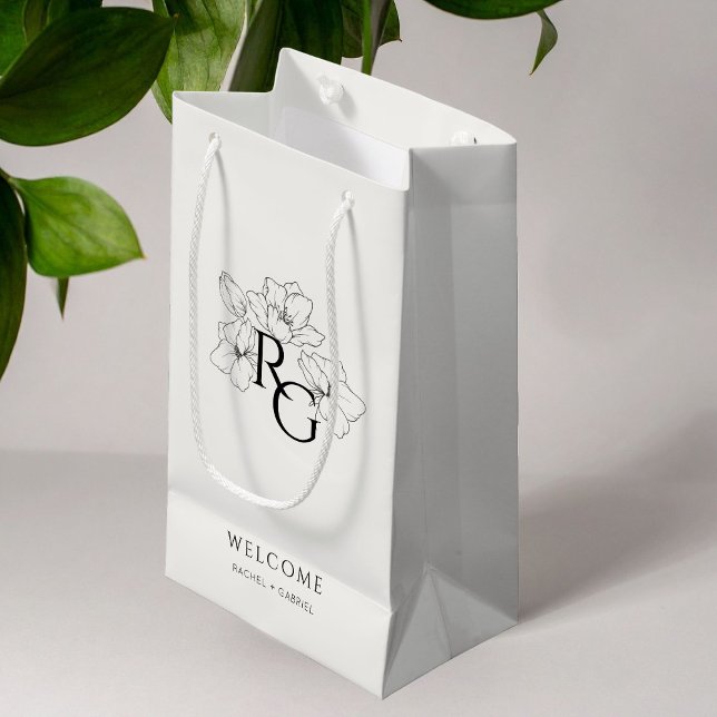 Ivory | Chic Monogram Welcome Wedding Gift Bag (Creator Uploaded)