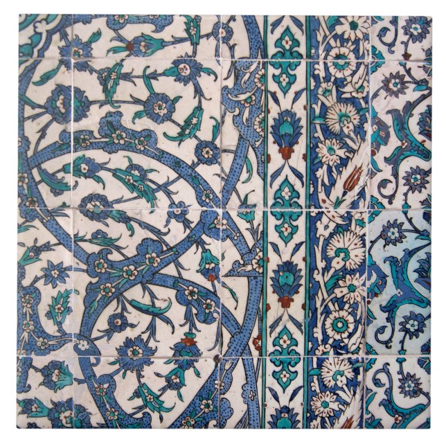 Iznik Tiles Intertwined (Front)