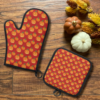 Jack-o-Lantern Pumpkin Pattern Maroon Halloween Oven Mitt & Pot Holder Set