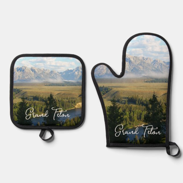 Jackson Hole Mountains and River Oven Mitt & Pot Holder Set (Front)