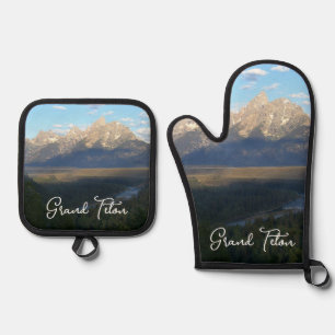 Jackson Hole Mountains (Grand Teton National Park) Oven Mitt & Pot Holder Set