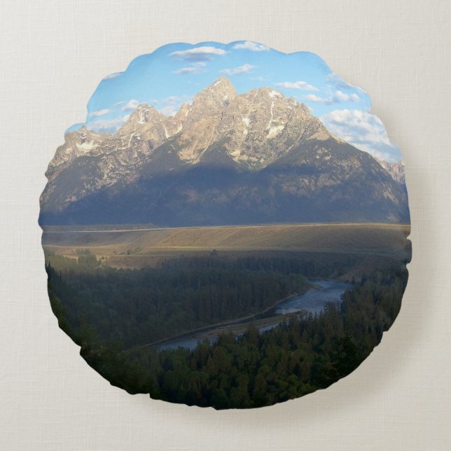 Jackson Hole Mountains (Grand Teton National Park) Round Cushion (Front)