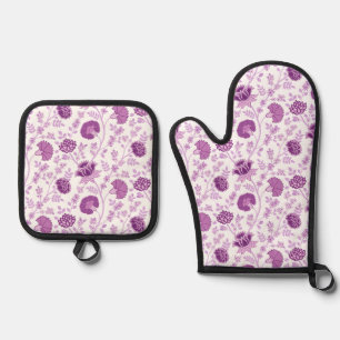 Jacobean Floral Pattern Pinks on White Oven Mitt & Pot Holder Set