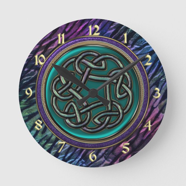 Jade Green Metal Celtic Knot Round Clock (Front)