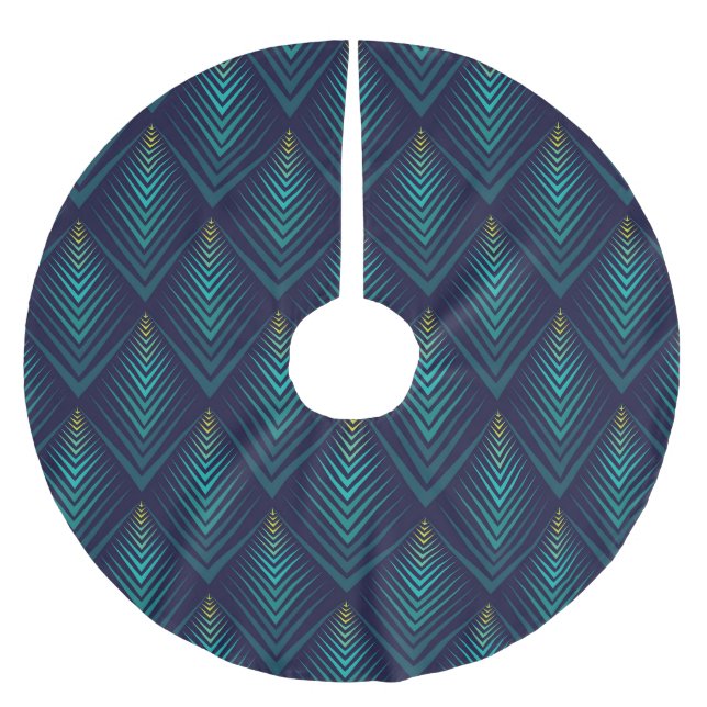 Jagged Edge: Dynamic Pattern Play Brushed Polyester Tree Skirt (Front)