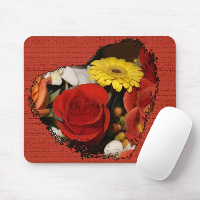 Jagged Edged Heart Bouquet Mouse Mat (With Mouse)
