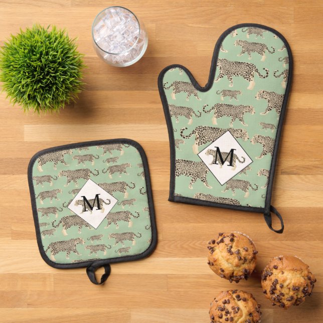 Jaguar Animal Pattern Initial Monogram Oven Mitt & Pot Holder Set (Top Down)