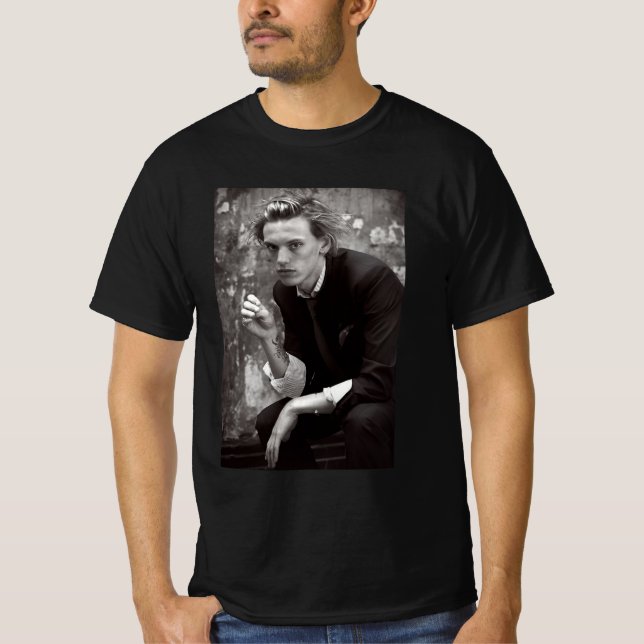 Jamie Campbell Bower retro T-Shirt (Front)