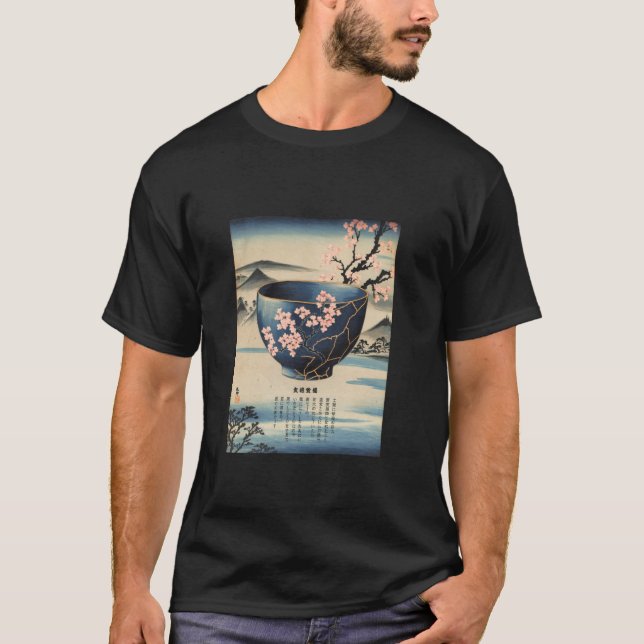 Japanese Culture Pottery Kintsugi Repair Pot Gold  T-Shirt (Front)