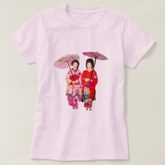 Japanese cute Geisha with pink kimono T-Shirt