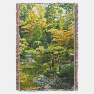 Japanese Garden - Traditional Aesthetic Throw Blanket