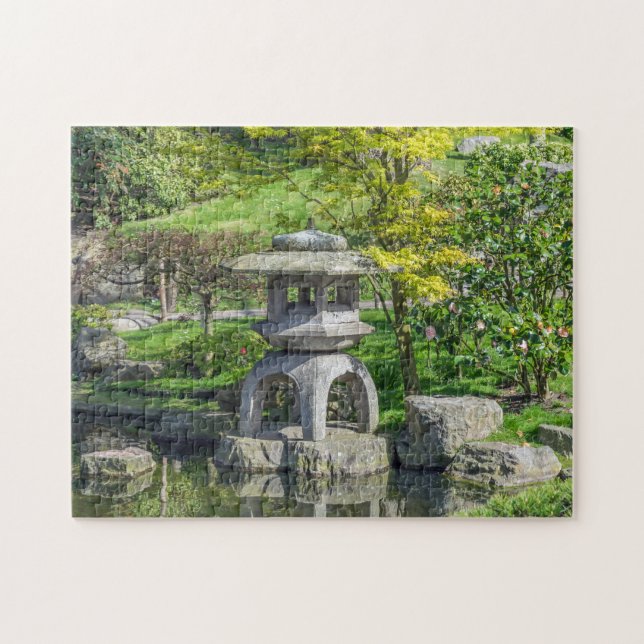 Japanese stone lantern puzzle (Horizontal)