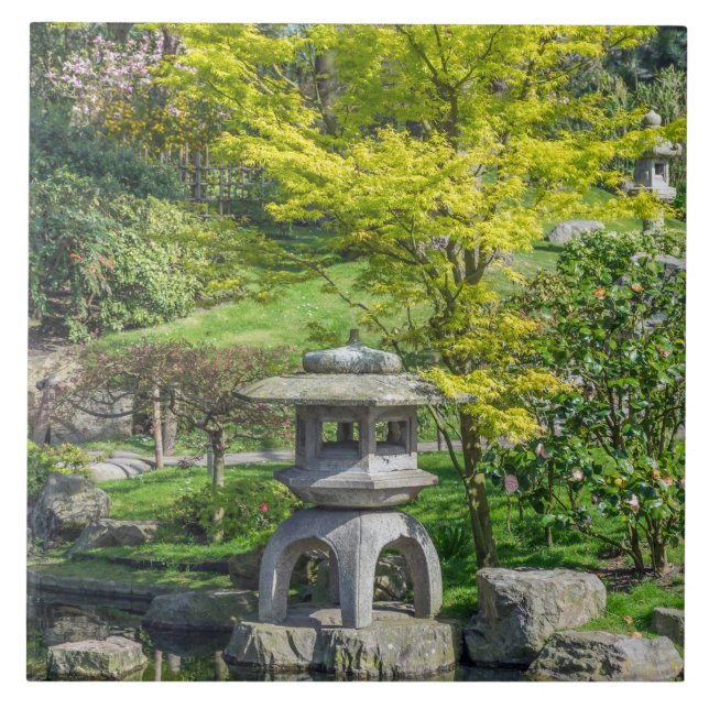 Japanese stone lantern view ceramic tile (Front)