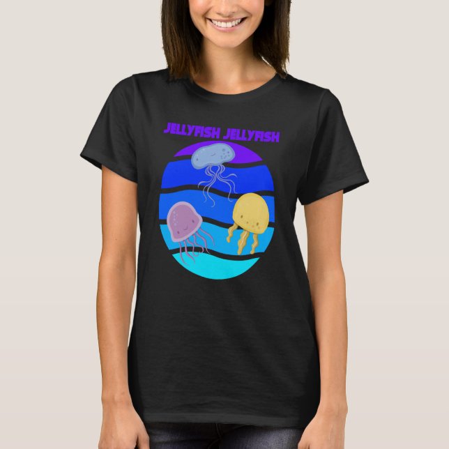 Jellyfish Sea Underwater Ocean life Animals Fish T-Shirt (Front)