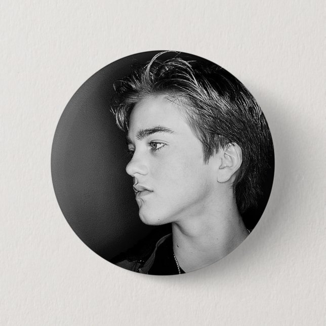 Jessarae Button (Front)