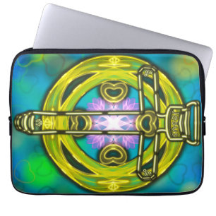 Jesus is the light that I seek Laptop Sleeve