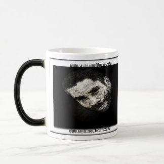 Jevoni- Morphing Mug. Changes Colour when you add Magic Mug