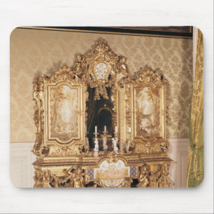 Jewellery cabinet mouse mat