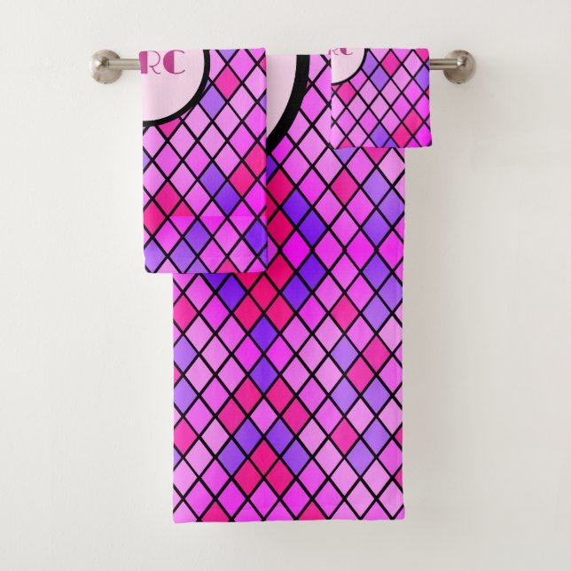 Jeweltone Diamonds Personalised Bath Towel Set (Insitu)