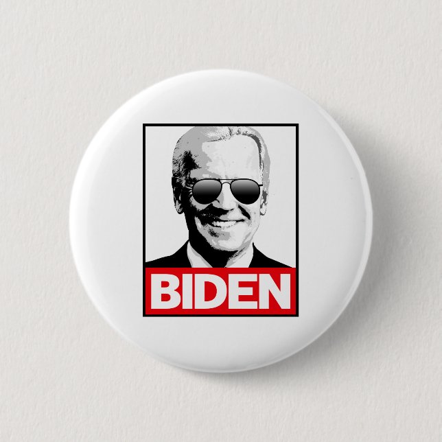 JOE BIDEN PROPAGANDA 6 CM ROUND BADGE (Front)