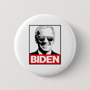 JOE BIDEN PROPAGANDA 6 CM ROUND BADGE