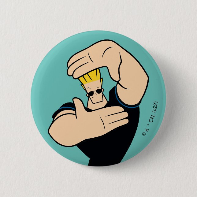 Johnny Bravo Picture Frame Pose 6 Cm Round Badge (Front)
