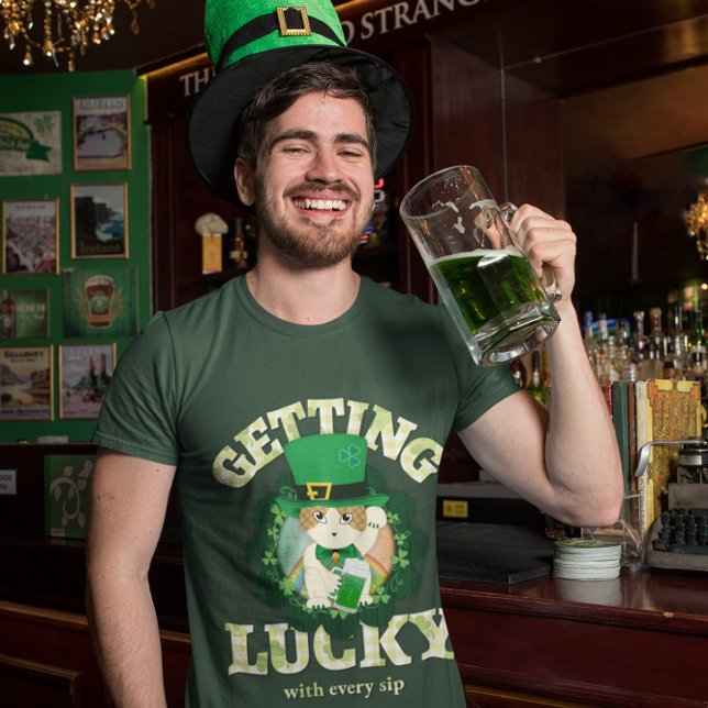 Jolly Ginger Tabby Irish Cheer T-Shirt (Creator Uploaded)