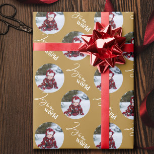 Joy to the World Script Round Photos Gold Wrapping Paper