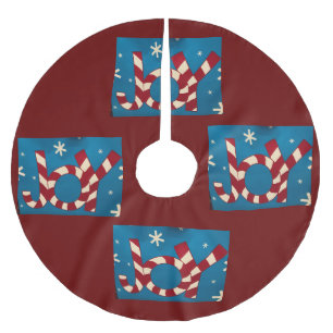 **JOY TO THE WORLD** TREE SKIRT