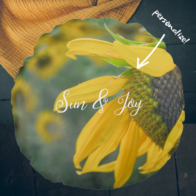 Joyful rustic sunflower round cushion (Creator Uploaded)