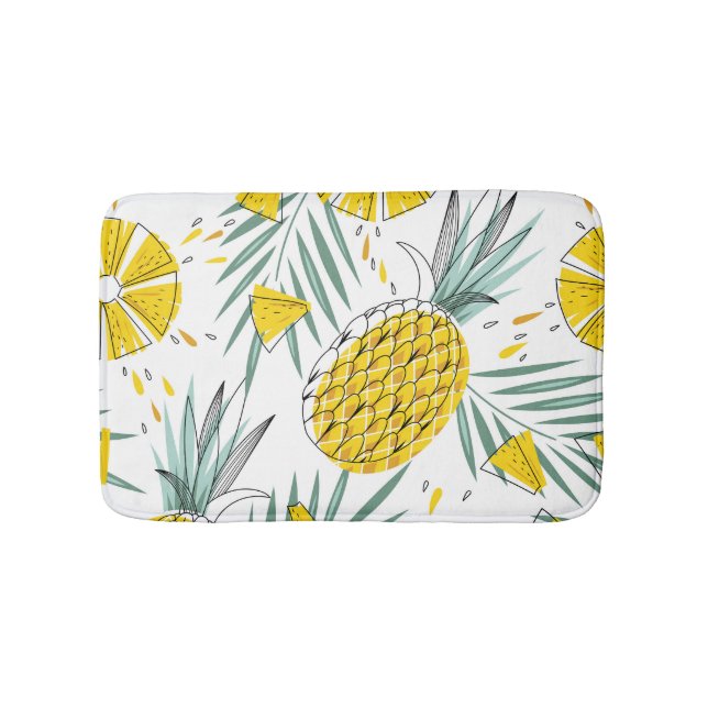 Juicy pineapples: bright vintage pattern. bath mat (Front)