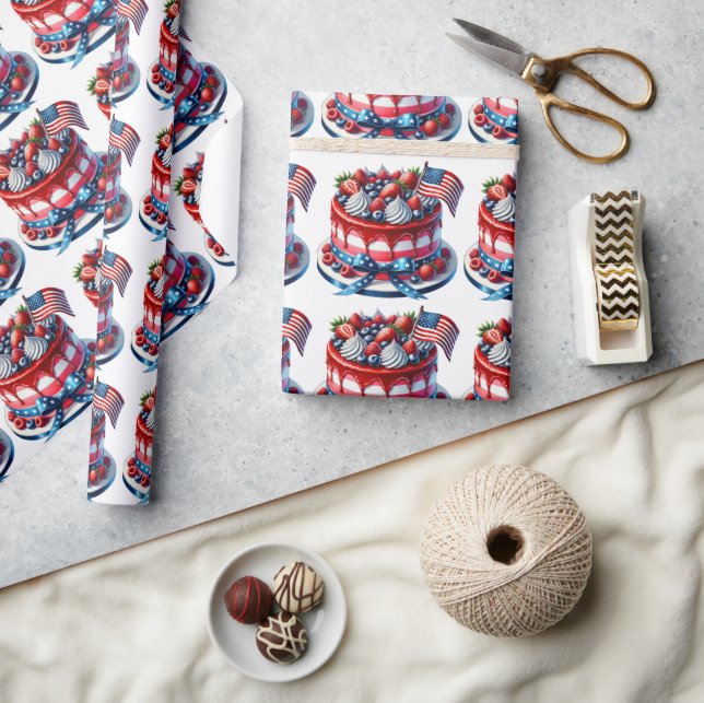 July 4th Cake  Wrapping Paper (Crafts)