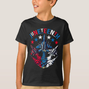 juneteenth red white blue flag fighter jet airplan T-Shirt