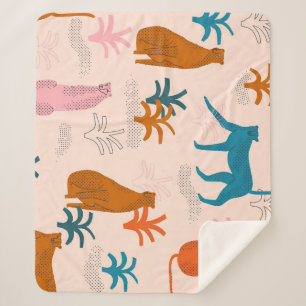 Jungle Cheetah: Funky Tropical Pattern. Sherpa Blanket