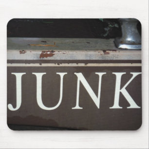 Junk: Vintage tow truck sign Mouse Mat