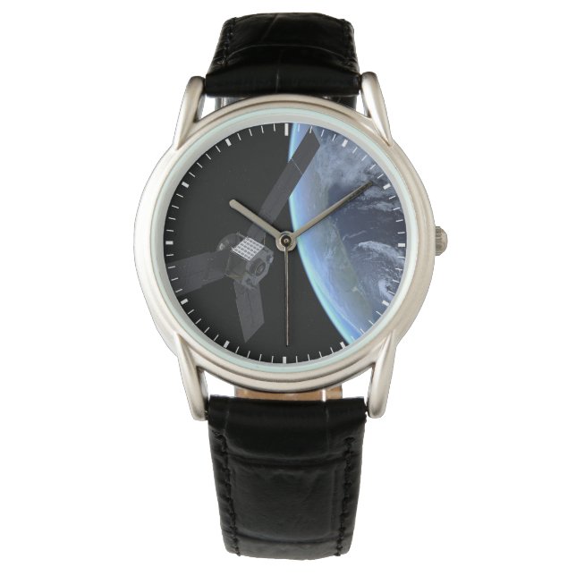 Juno Spacecraft During Its Earth Flyby Watch (Front)