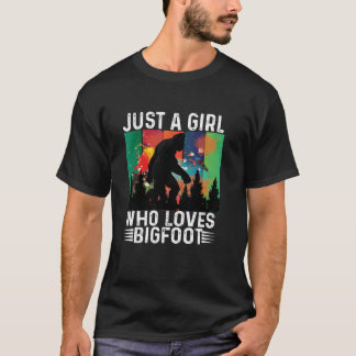 Just A Girl Who Loves Bigfoot Funny Sasquatch Long T-Shirt